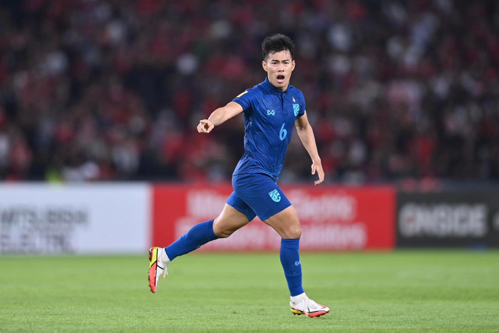 Thái Lan hoà Indonesia 1-1 dù chơi thiếu người và bị dẫn trước 1 bàn.