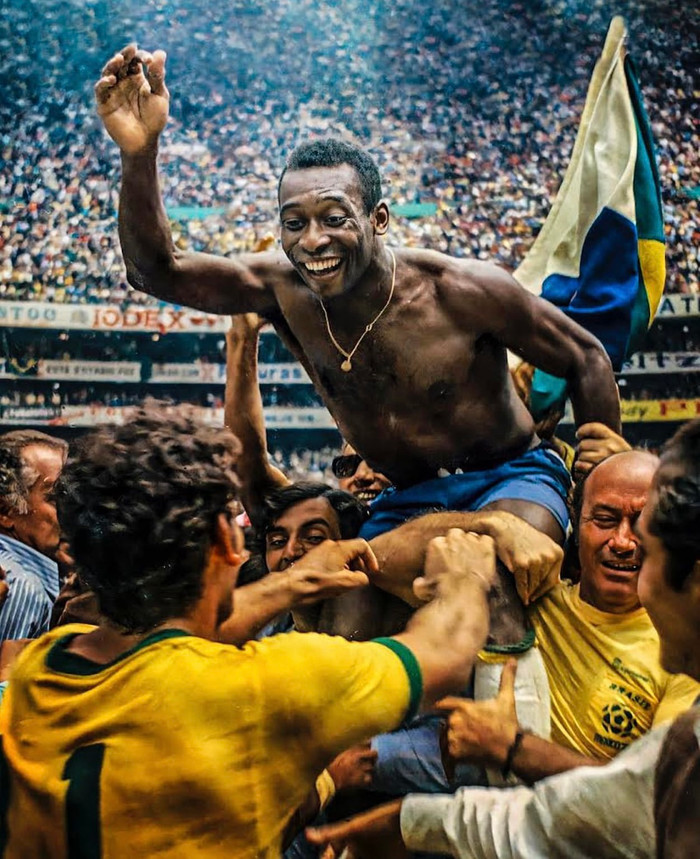 Vua bóng đá Pele bấ tử trong lòng người hâm mộ thế giới.