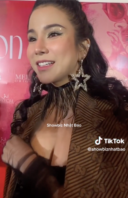 Diệp Lâm Anh trả lời truyền thông về việc chạm mặt Quỳnh Thư trên thảm đỏ. Nguồn: TikTok Showbiz Nhật Báo.