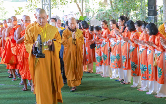 Hơn 4000 sinh viên, giới trẻ tình nguyện tham gia lễ Phật Thành Đạo Ảnh 2
