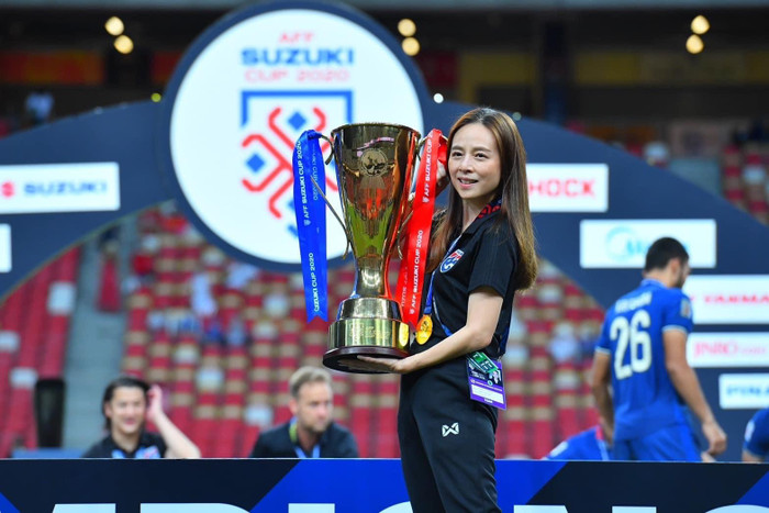 Nữ tỷ phú Madam Pang gợi lại nỗi đau của HLV Park Hang Seo khi đăng tải chức vô địch AFF Cup 2020.