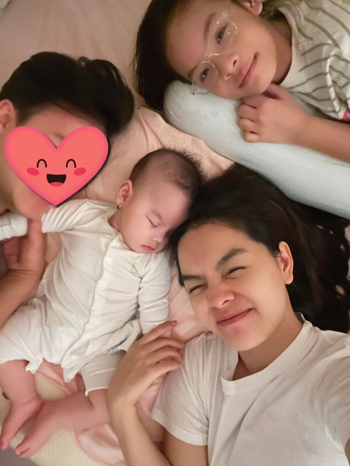 Tuy nhiên Phạm Quỳnh Anh vẫn khéo léo bảo vệ diện mạo của 'nửa kia' như trước