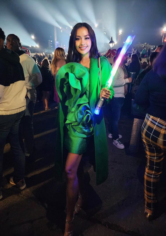 Ngọc Châu đã xuống phố để đón năm mới đầu tiên tại Mỹ.