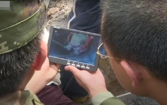 Những đứa trẻ may mắn nhất thế giới từng được cứu sống sau khi rơi xuống giếng sâu Ảnh 2