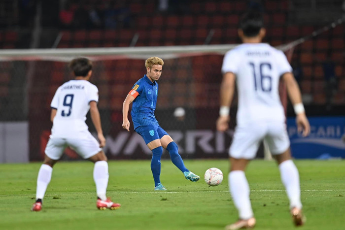 Theerathon Bunmathan là ngôi sao lớn nhất của Thái Lan ở AFF Cup 2022.