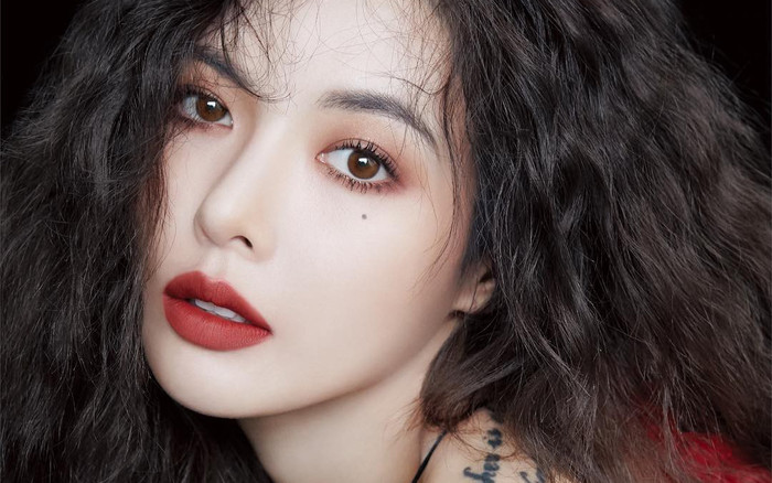 Những cây son nhìn là biết Tết đến mà chị em phải tậu ngay và luôn Ảnh 2