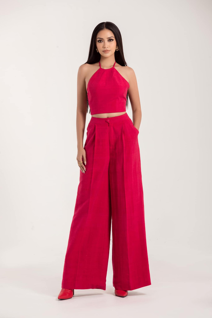 Ngọc Châu chơi nguyên cây hồng đổ bộ Miss Universe: Thanh thoát nhẹ nhàng tựa một đoá hoa sen Ảnh 2