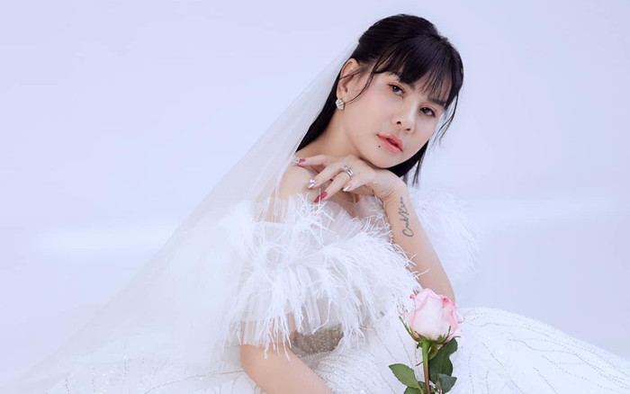 Được fan hỏi chuyện mất lòng tin trong tình yêu, Cát Phượng đưa lời khuyên cực thấm Ảnh 2