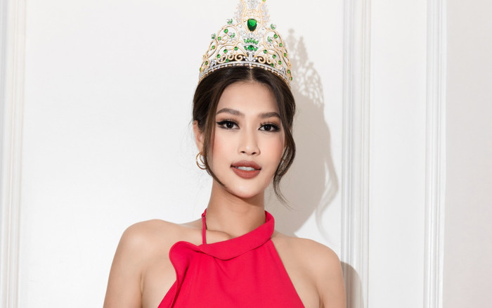 Netizens phẫn nộ đòi hủy tư cách tham gia show truyền hình của Hoa hậu Đoàn Thiên Ân Ảnh 2