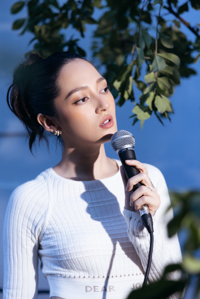 Sau chuyện tình với Hồ Quang Hiếu, Bảo Anh: 'Tình yêu đúng hay là sai thì niềm đau sẽ luôn còn mãi..." Ảnh 3