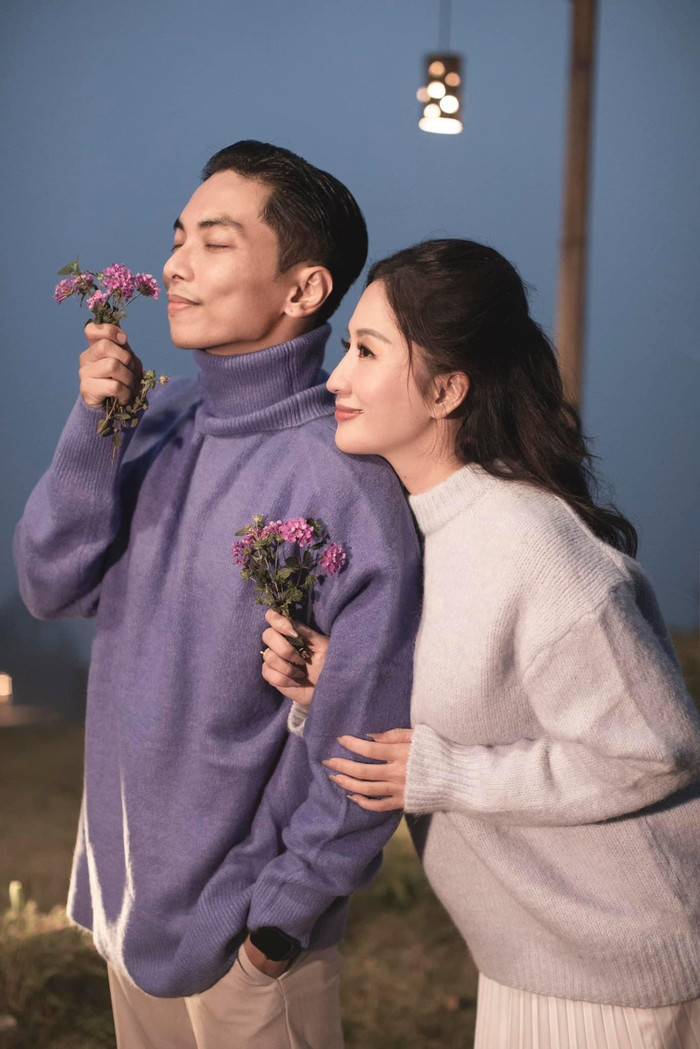 Khánh Thi từng ví 13 năm của họ như một bộ phim tình cảm đủ cung bậc của cuộc sống.&nbsp;