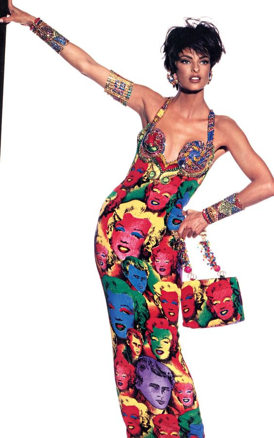  Ý nghĩa ẩn sau những dấu ấn thời trang của nhà thiết kế thiên tài Gianni Versace Ảnh 12