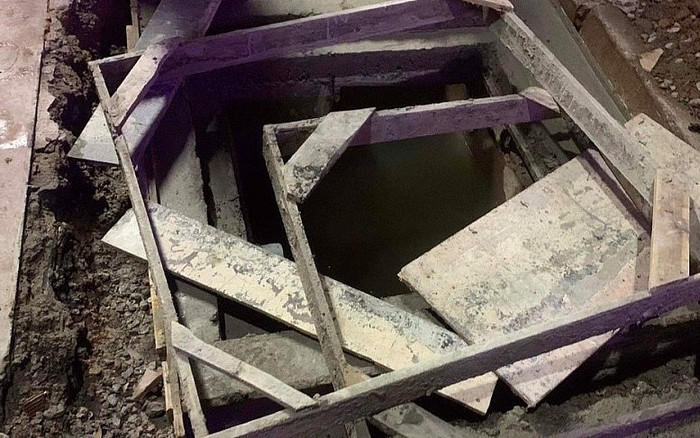 Cháu bé 3 tuổi ở Bắc Giang rơi xuống cống có nước chảy xiết được giải cứu kịp thời Ảnh 2