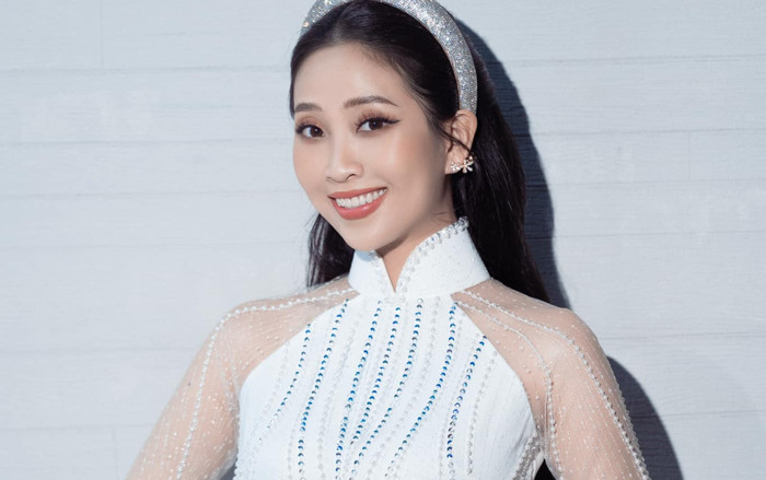 Khoe ảnh 'sống ảo', Liêu Hà Trinh bị netizen chỉ ra một điều không nên làm khi đang mang bầu Ảnh 2