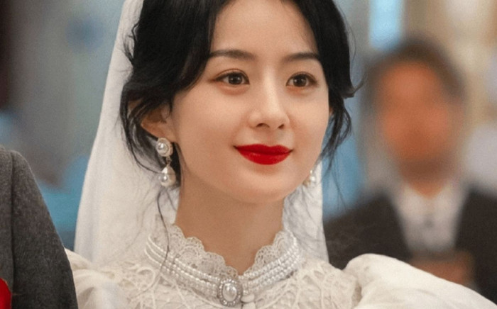 Đang độc thân vui vẻ, Triệu Lệ Dĩnh bất ngờ tiết lộ hối hận khi kết hôn với Phùng Thiệu Phong? Ảnh 2