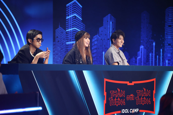 Ban giám khảo đánh giá cao sự cố gắng của cả 4 đội thi.