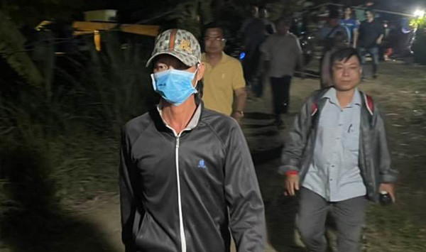 Trước khi công bố Hạo Nam tử vong, anh Tấn Tài được Cơ quan chức năng đưa vào hiện trường