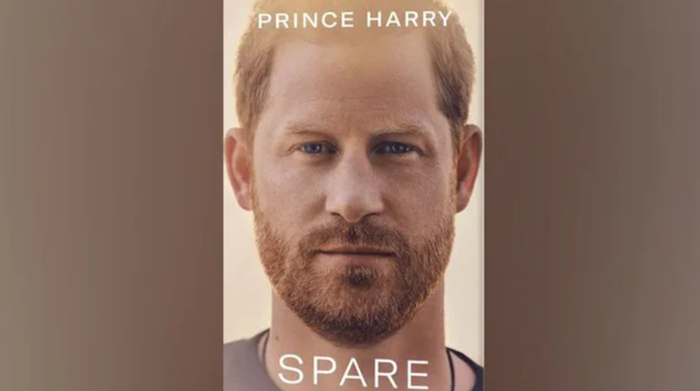 Bìa cuốn hồi ký dự báo gây chấn động Vương quốc Anh và dư luận thế giới. 