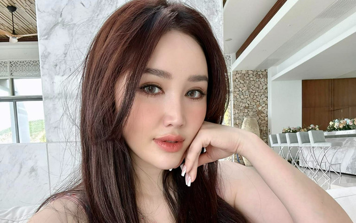 Mẹ bỉm Bảo Thy khoe ảnh cận mặt, tự 'bóc mẽ' nhan sắc qua camera thường Ảnh 2