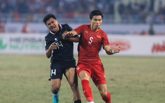 Bị Asnawi chơi xấu và nhận thẻ vàng, Văn Hậu cần bình tĩnh trước chiêu trò của Indonesia Ảnh 2