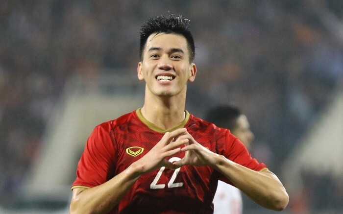 Tiến Linh và những chuyện tình 'chị em' gây sốt làng bóng đá Ảnh 2