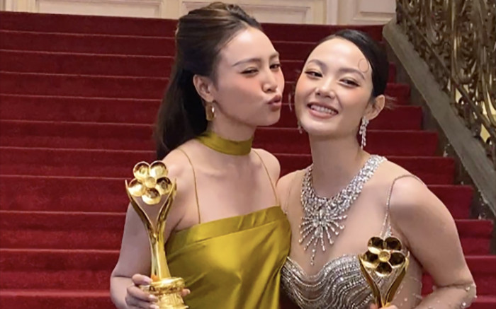 Ninh Dương Lan Ngọc có hành động 'thân mật' quá đà khiến Minh Hằng phải 'khóc thét' giữa thảm đỏ Ảnh 2