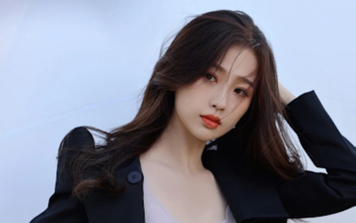 Ngu Thư Hân được khen kính nghiệp, yêu chiều fan vì chi tiết nhỏ này Ảnh 2