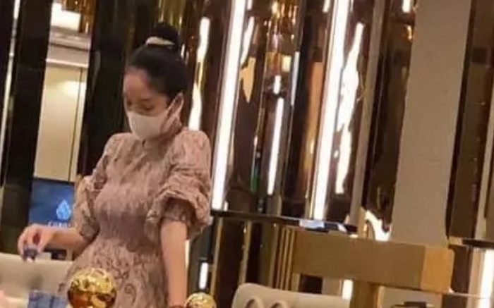 Dương Cẩm Lynh lên tiếng về hình ảnh đánh bài Ảnh 2