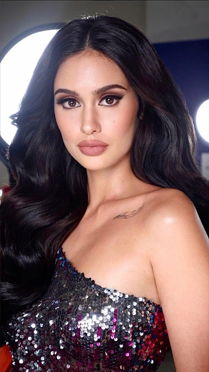 Miss Universe Philippines xuất hiện đầy căng thẳng, sụt giảm phong độ sau khi lộ quá khứ bê bối Ảnh 6