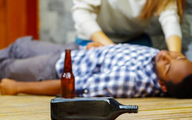 Nguyên tắc phòng ngừa ngộ độc rượu bia dịp Tết Ảnh 2