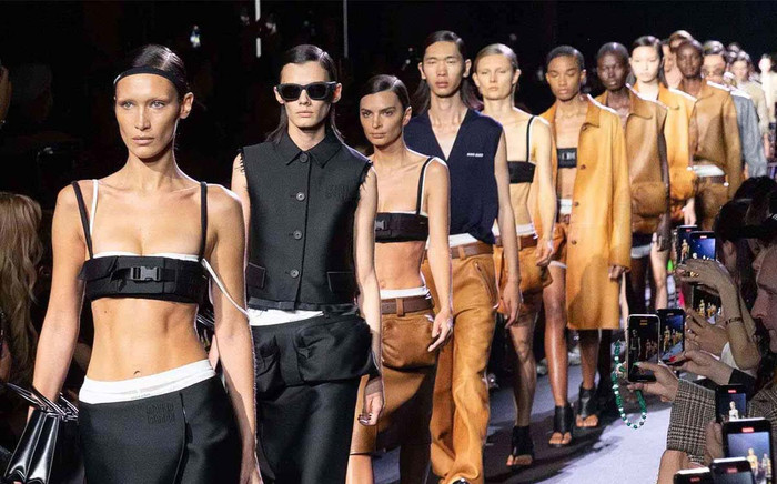 'Điểm danh' 6 xu hướng thời trang bạn nên thử trong năm 2023 Ảnh 2