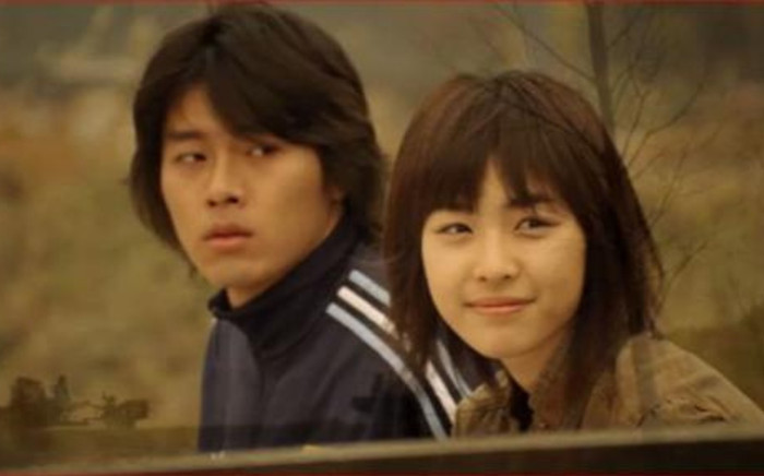 Đẹp ngang ngửa Son Ye Jin vậy mà 'mối tình đầu của Hyun Bin' lại gây bất ngờ vì diện mạo thay đổi lạ lẫm Ảnh 2