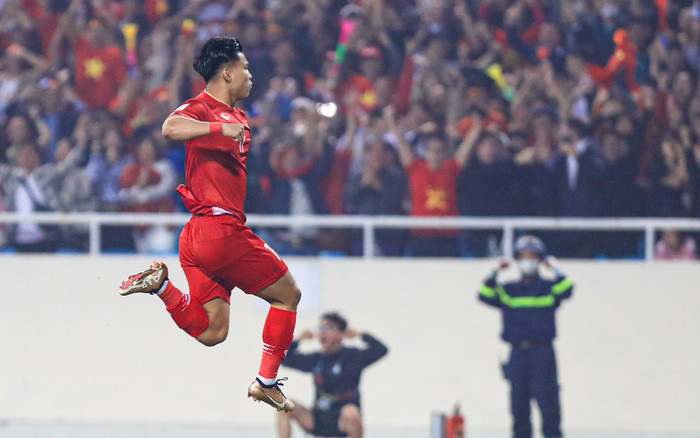 Việt Nam hoà Thái Lan 2-2: Hàng thủ đá như mơ ngủ, phải sửa sai ở lượt về Ảnh 2