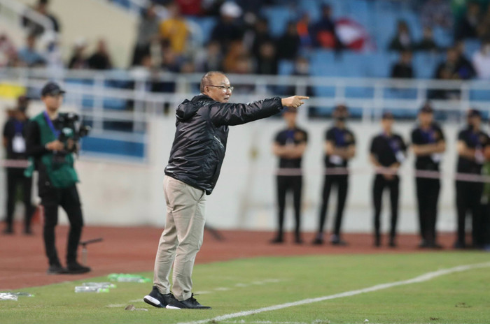 HLV Park Hang Seo tin Việt Nam thắng Thái Lan trên sân khách để vô địch AFF Cup 2022. Ảnh: Anh Đồng