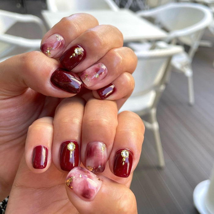 Những chi tiết vẽ nhìn có vẻ đơn giản nhưng lại là điểm 'ăn tiền' và ghi điểm nhất của bộ nail.