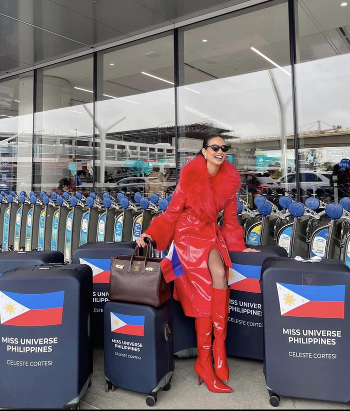 Celeste Cortesi đang bị chính khán giả quê nhà ném đá dữ dội, thậm chí “từ chối” đón tiếp trở về Philippines. 