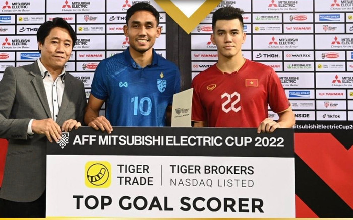 Tuyển Việt Nam được thưởng 7,3 tỷ, Tiến Linh đi vào lịch sử Ảnh 2