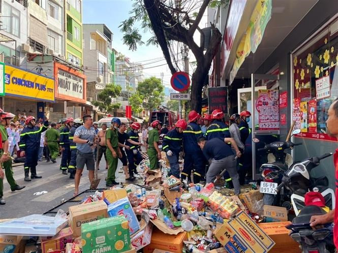 Vụ sập cửa hàng Circle K khiến 1 nữ sinh tử vong: Mới tu sửa gần đây, đưa vào hoạt động thì gặp sự cố Ảnh 2