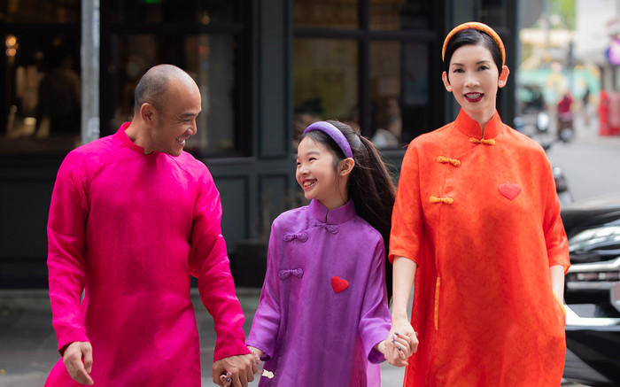 Xuân Lan chụp ảnh gia đình đón Tết, tiết lộ câu nói của con gái khiến cô 'đi thêm bước nữa' Ảnh 2