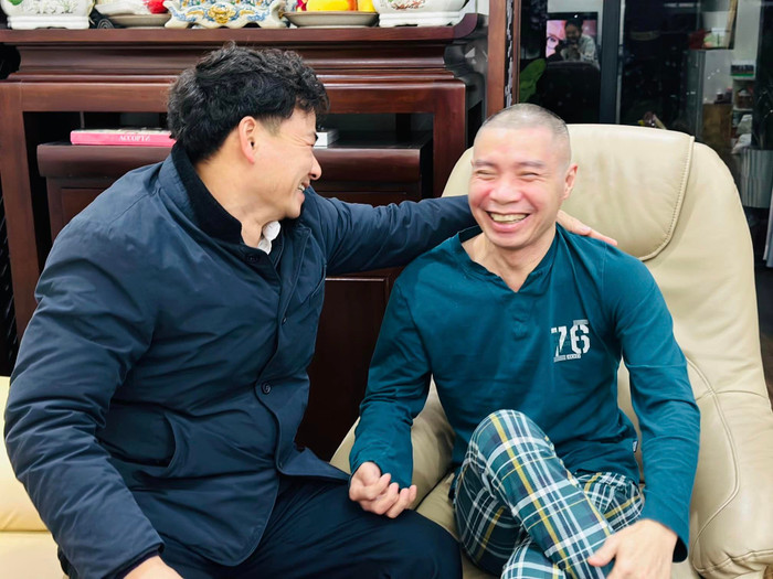 Sự quan tâm chân thành của 'Nam Tào' Xuân Bắc khiến vợ chồng nghệ sĩ Công Lý vô cùng hạnh phúc