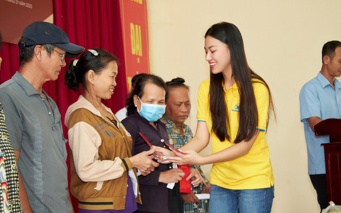 Á hậu Kim Duyên có hành động ý nghĩa dành cho trẻ em nhân dịp Tết Quý Mão Ảnh 2