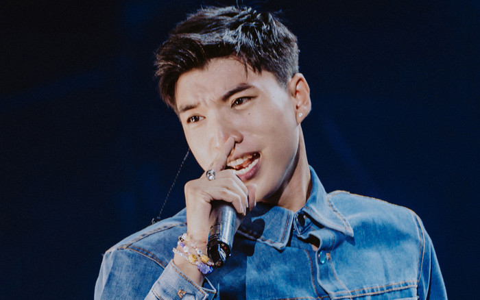 Một năm đầy bùng nổ của HIEUTHUHAI: 'Oanh tạc' gameshow, ra bài hát nào 'viral' bài đó Ảnh 2