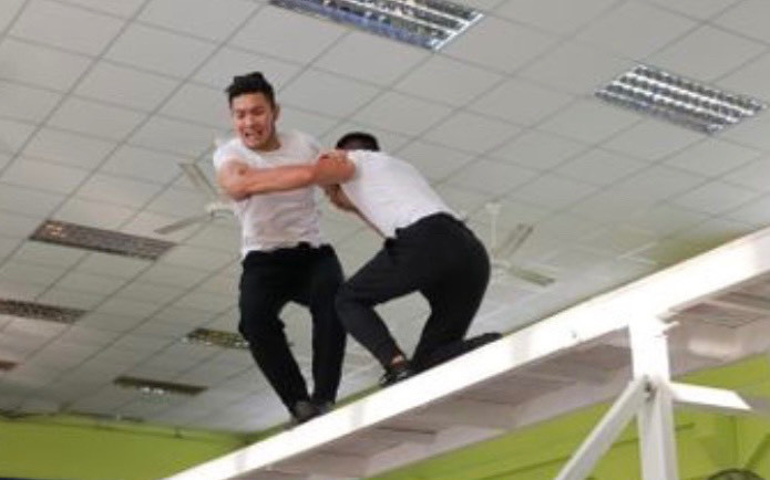 Quốc Cơ - Quốc Nghiệp gặp sự cố ngay trong ngày giáp Tết Ảnh 2