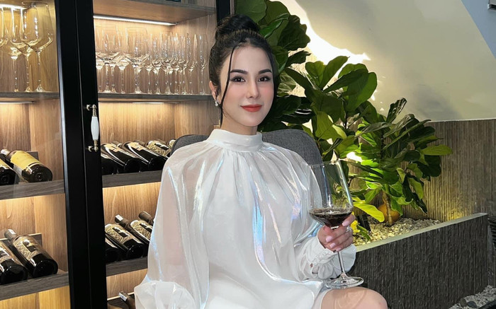 Diệp Lâm Anh 'chơi lớn' xuống tóc vào ngày 30 Tết để 'đổi vận' Ảnh 2