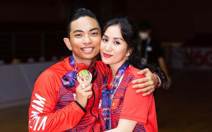 Một năm 2022 ngập tràn 'quả ngọt' của vợ chồng Khánh Thi Phan Hiển Ảnh 2