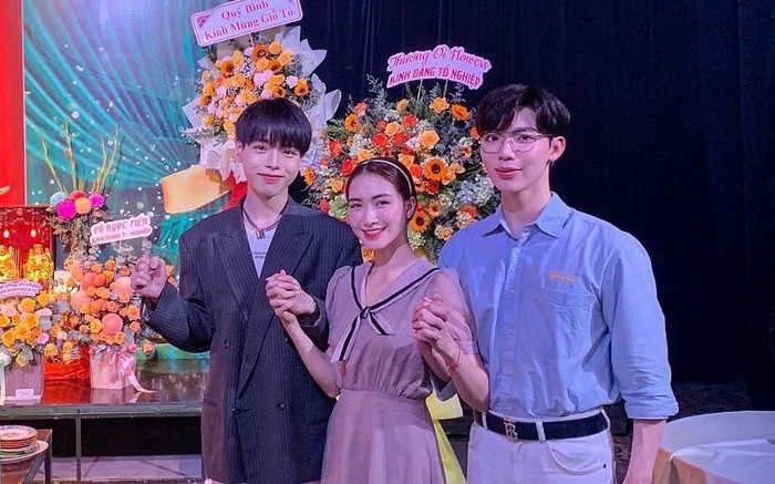 Chứng kiến Erik chạy show khi giao thừa, gia đình Hoa Dâm Bụt vẫn quyết tâm làm điều này Ảnh 2