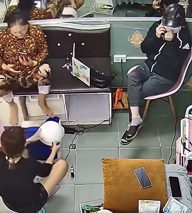 Đi làm đẹp nhưng 'bàn tay hư hỏng' của người phụ nữ lại táy máy vào 'vùng cấm' khiến dân mạng ngán ngẩm Ảnh 5