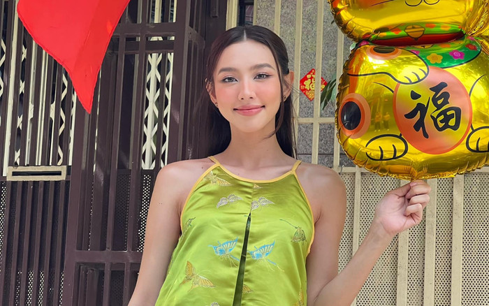 Phản ứng bất ngờ của Hoa hậu Thùy Tiên khi được fan gửi lời khen trong ngày đầu năm mới Ảnh 2