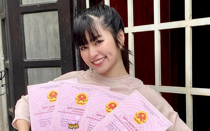 Một sao nữ Vbiz tự mừng tuổi bản thân bằng sổ đỏ xịn, netizen ào ạt vào 'xin vía' Ảnh 2