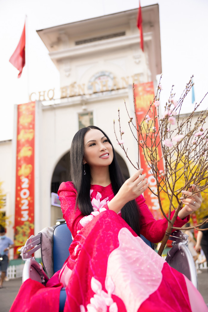 Ca sĩ Hà Phương mang hơi ấm tình thương đến những trẻ em kém may mắn trong ngày đầu xuân Ảnh 2